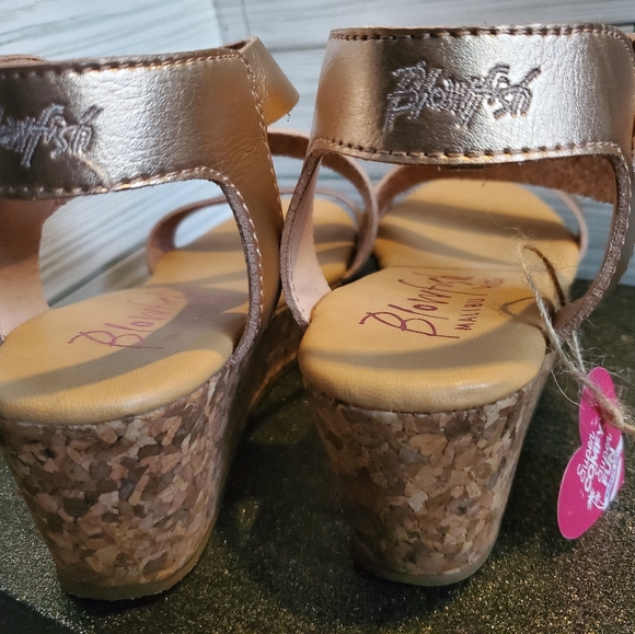 Blowfish Sandals - Picture 3 of 4